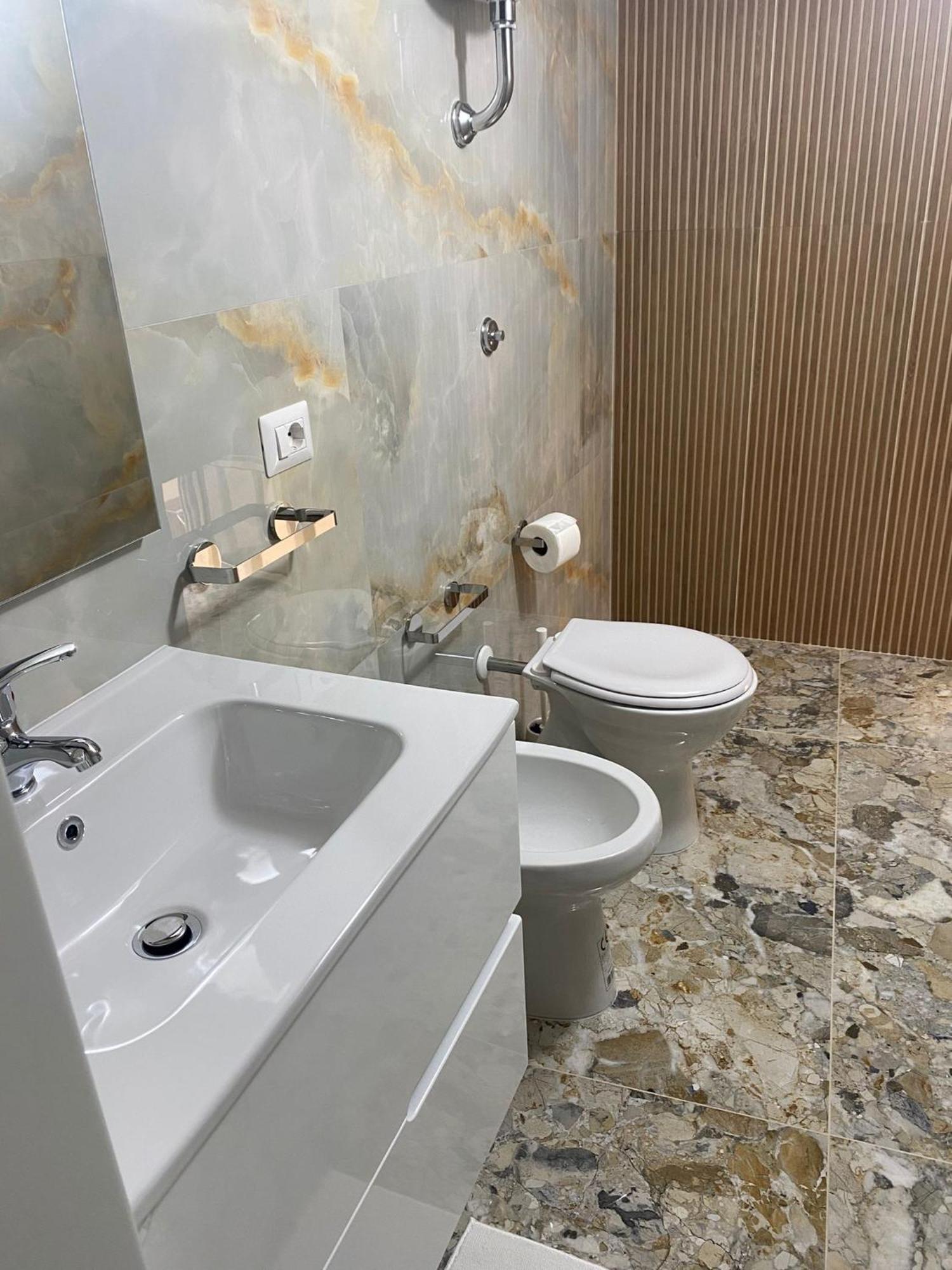 Dora House Napoli Appartement Buitenkant foto